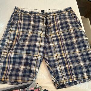Gap Plaid Men’s Shorts